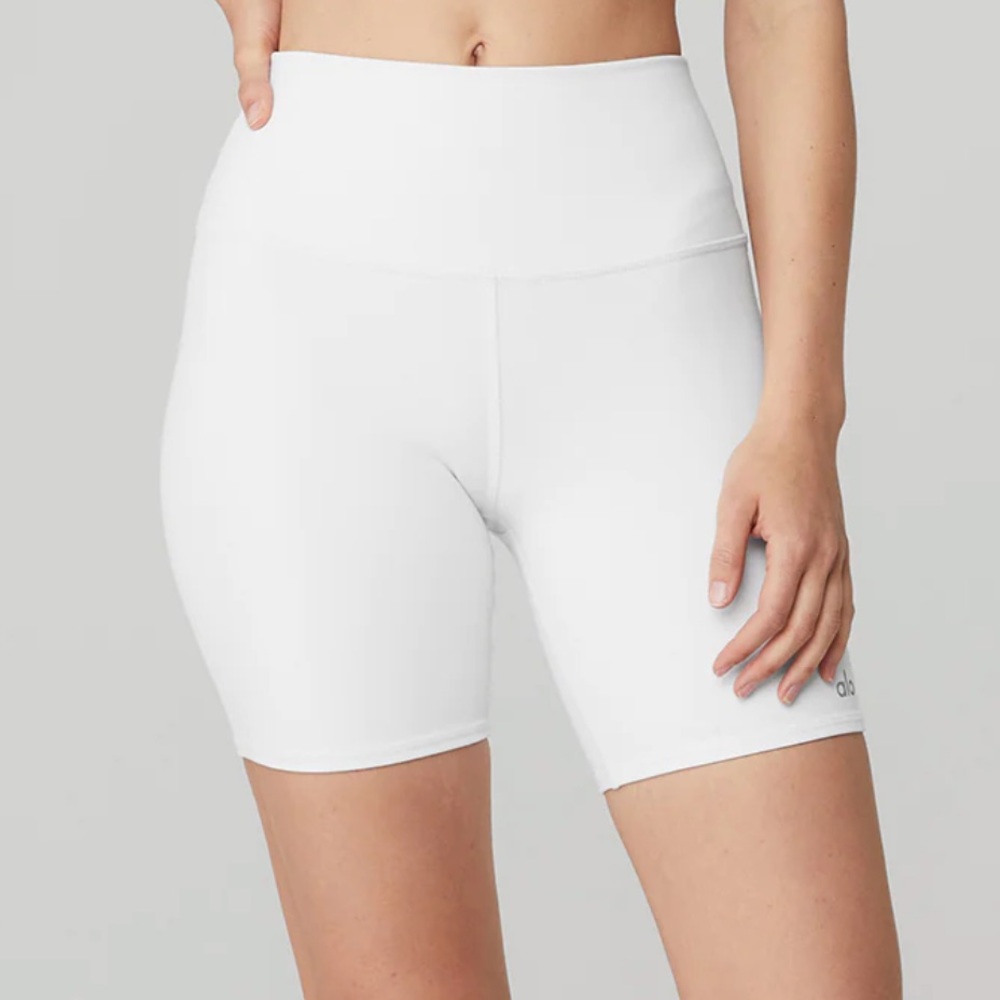 ALO-7" High-Waist Biker Short